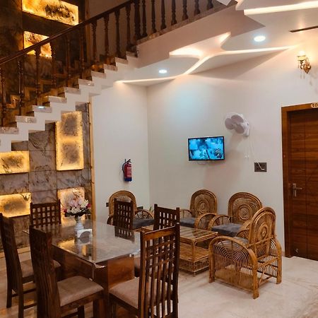 Amritam Palace A Luxury Ac Home Stay Ringas Εξωτερικό φωτογραφία