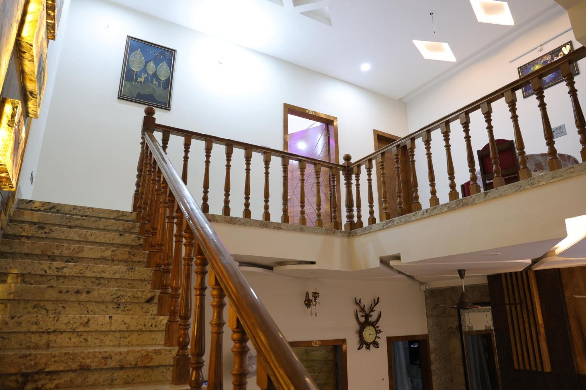 Amritam Palace A Luxury Ac Home Stay Ringas Εξωτερικό φωτογραφία